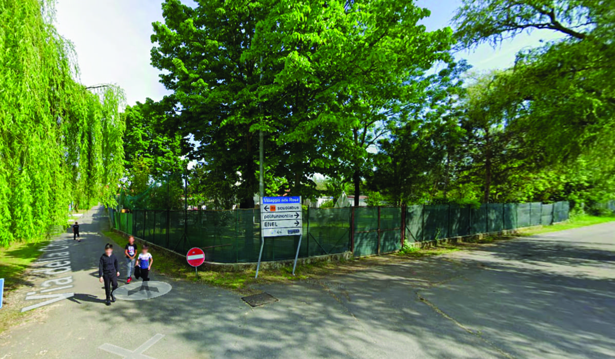 Campo rom chiesa rossa