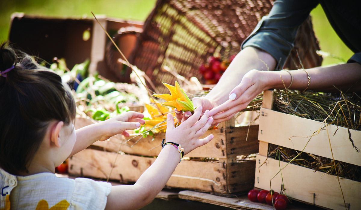 Un atto gentile. Foto Paolo PIzzetti.