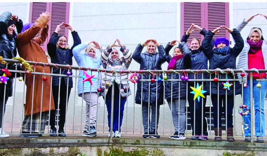 Volontarie de la Casa per la Pace